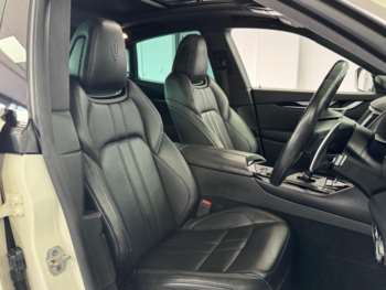 Used Maserati Levante 2018 for sale - 74787654: Photo