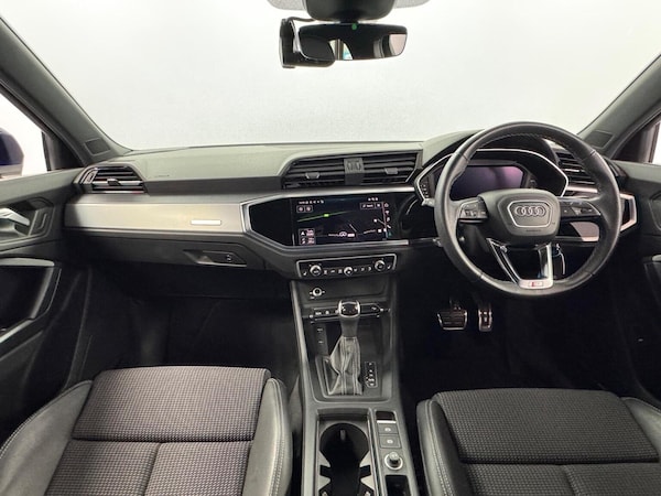 Used Audi Q3 2023 for sale - 76198192: Photo 3