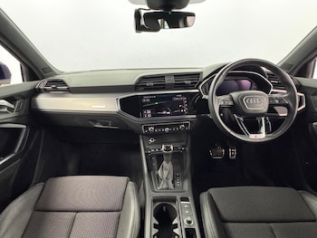 Used Audi Q3 2023 for sale - 76198192: Photo 3