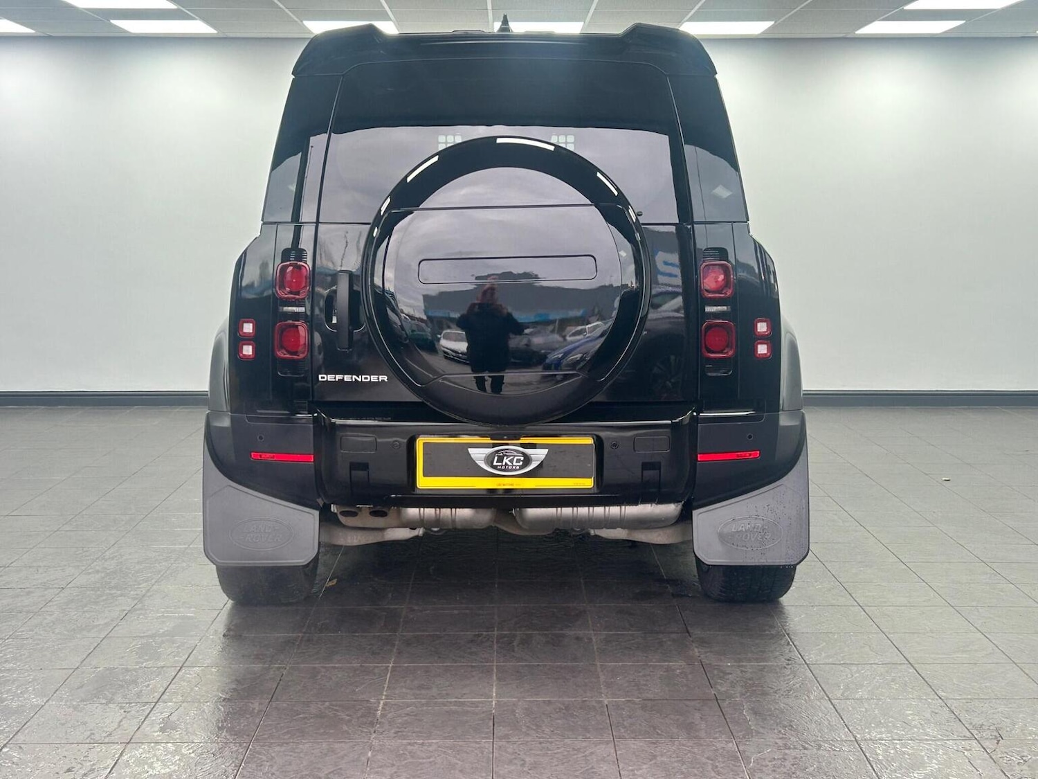 Used Land Rover Defender 90 2024 for sale - 76968585: Photo 12