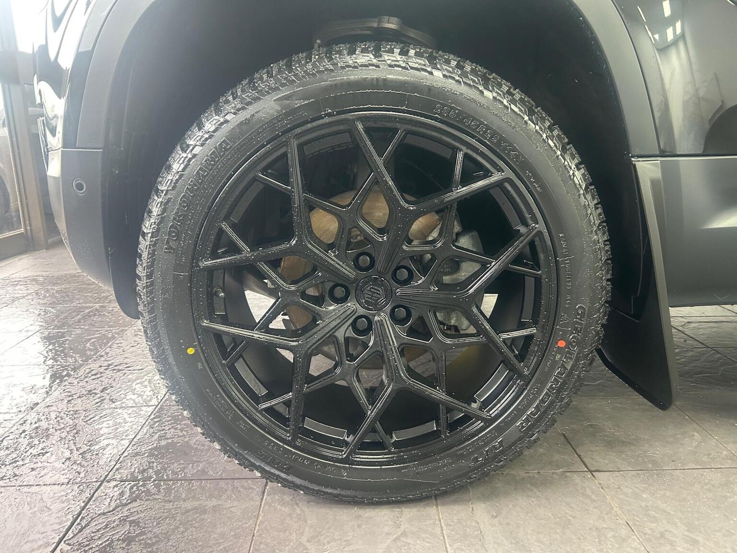 Used Land Rover Defender 90 2024 for sale - 76968585: Photo 19