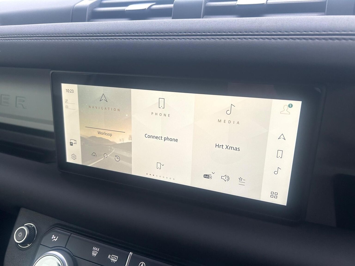 Used Land Rover Defender 90 2024 for sale - 76968585: Photo 26