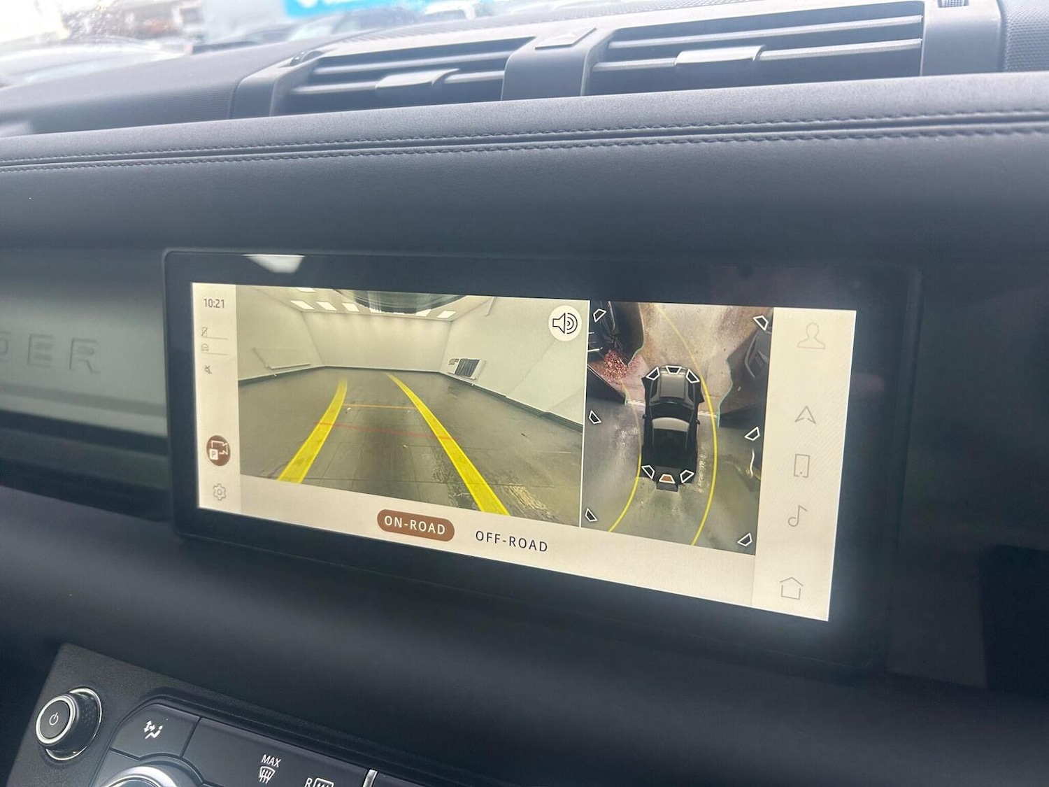 Used Land Rover Defender 90 2024 for sale - 76968585: Photo 30