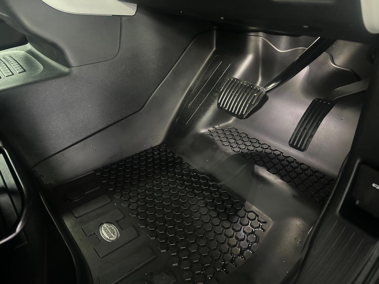 Used Land Rover Defender 90 2024 for sale - 76968585: Photo 36