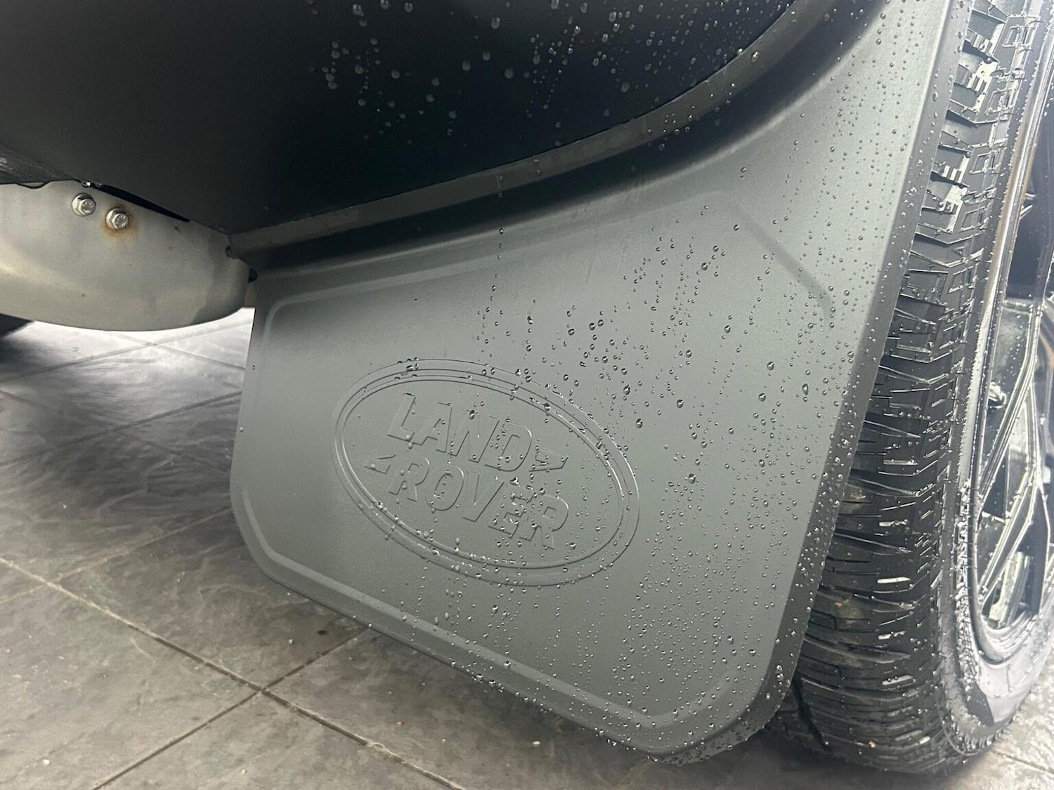 Used Land Rover Defender 90 2024 for sale - 76968585: Photo 40