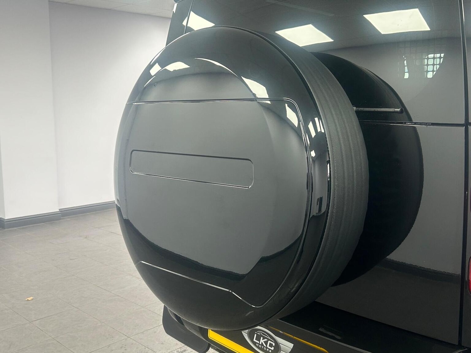 Used Land Rover Defender 90 2024 for sale - 76968585: Photo 42