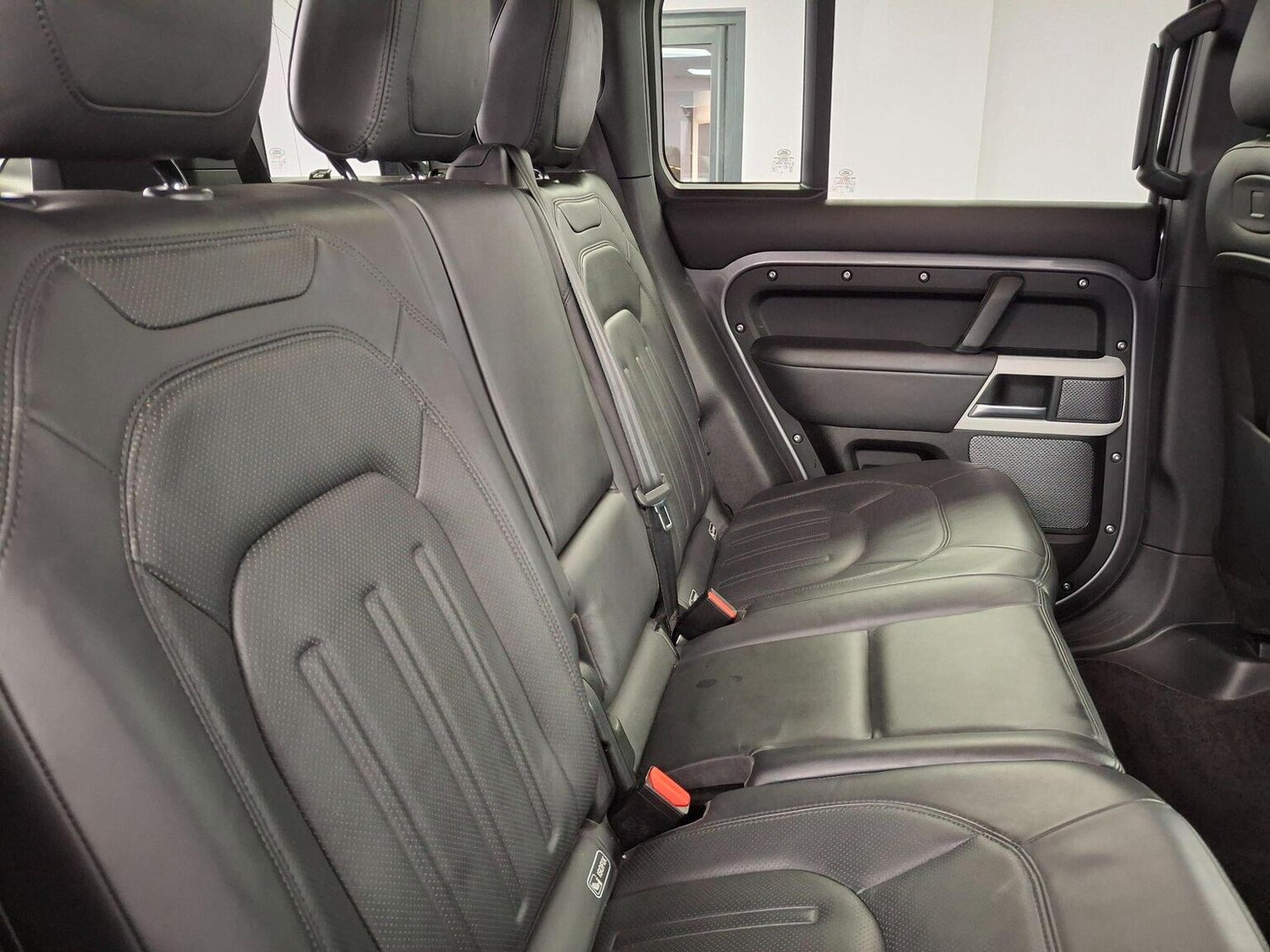 Used Land Rover Defender 2020 for sale - 78219556: Photo 14