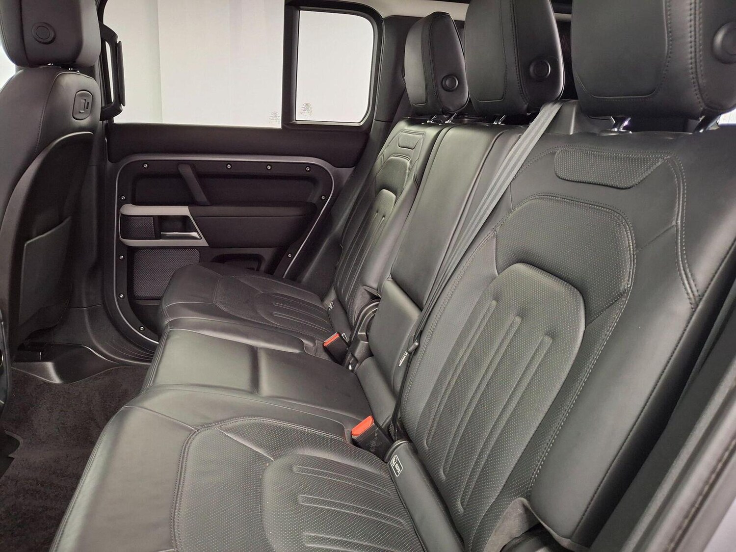 Used Land Rover Defender 2020 for sale - 78219556: Photo 24