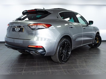 Used Maserati Levante 2022 for sale - 75835842: Photo