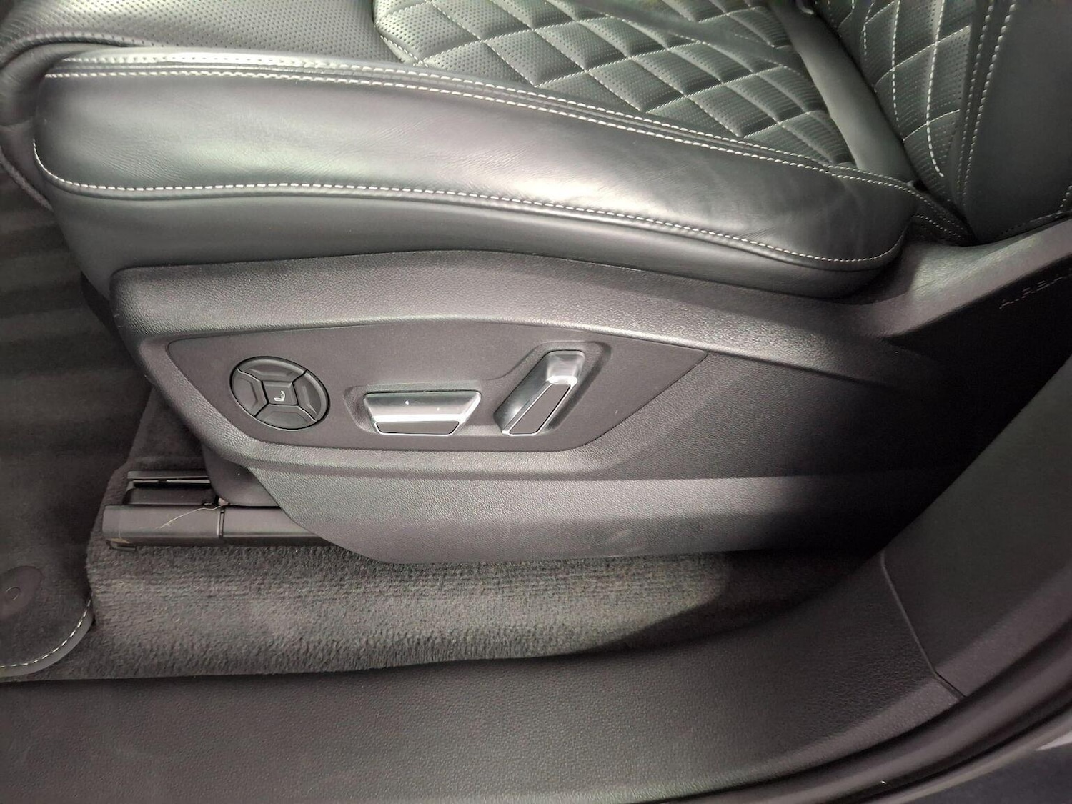 Used Audi Q7 2021 for sale - 77129521: Photo 25