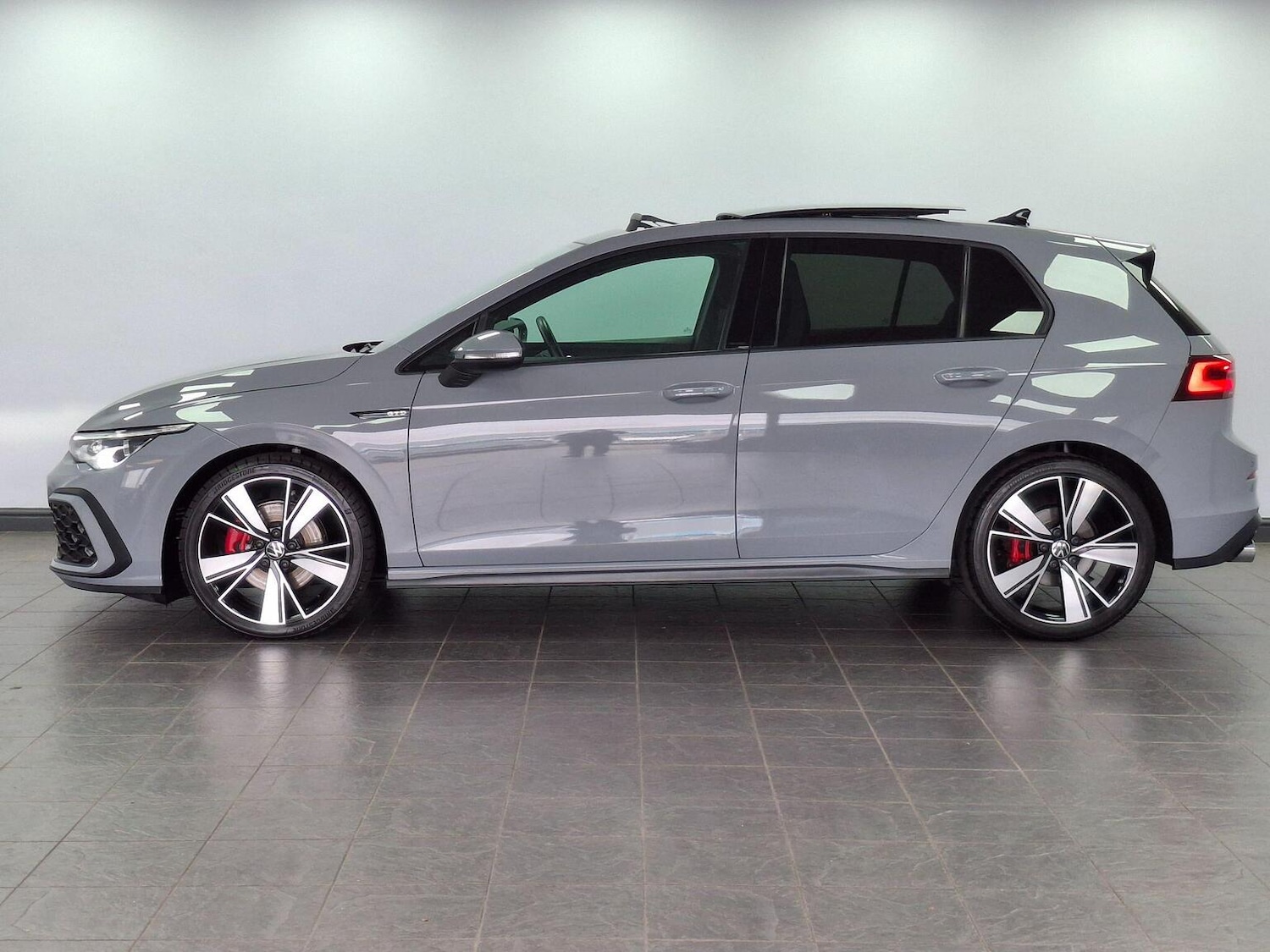 Used Volkswagen Golf 2022 for sale - 78197978: Photo 2