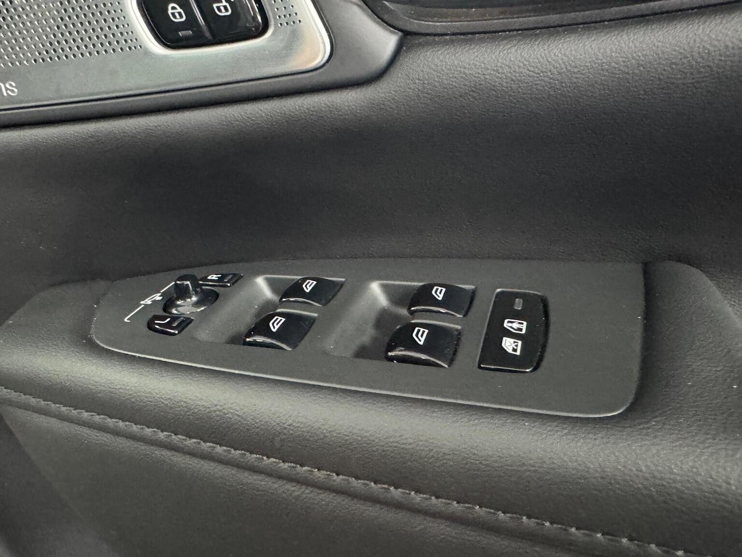 Used Volvo V90 2023 for sale - 76093704: Photo 44