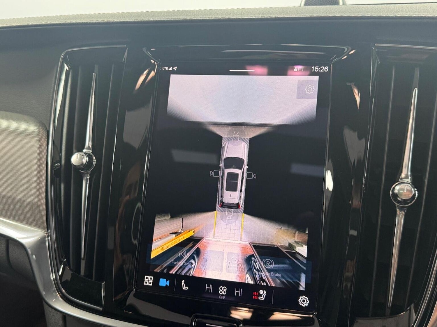 Used Volvo V90 2023 for sale - 76093704: Photo 9