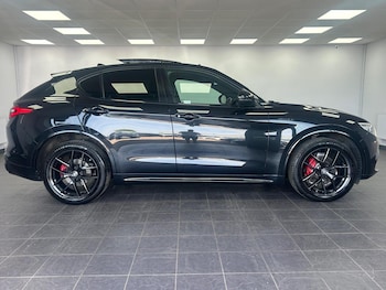 Used Alfa Romeo Stelvio 2020 for sale - 78727211: Photo