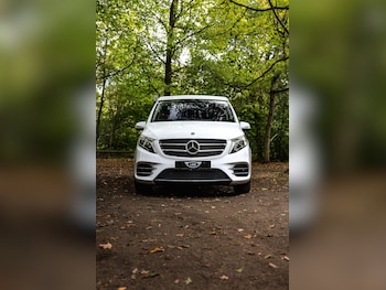 Used Mercedes-Benz V-Class 2019 for sale - 76794578: Photo