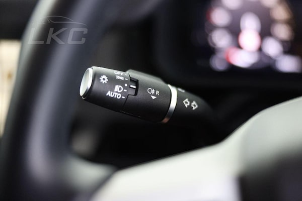 Used Land Rover Defender 110 2024 for sale - 76107221: Photo 24