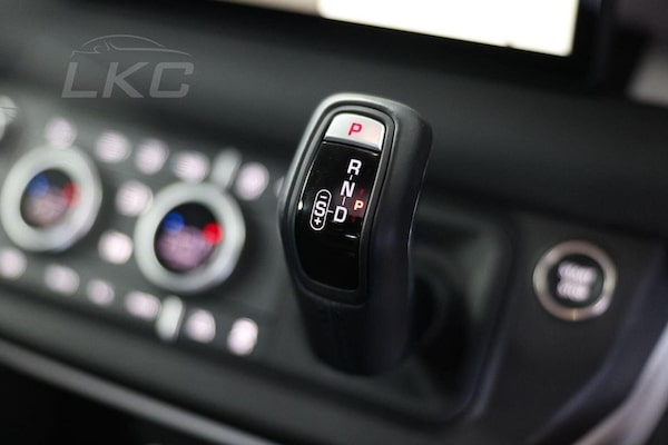 Used Land Rover Defender 110 2024 for sale - 76107221: Photo 26