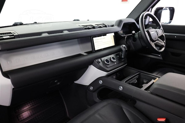 Used Land Rover Defender 110 2024 for sale - 76107221: Photo 47