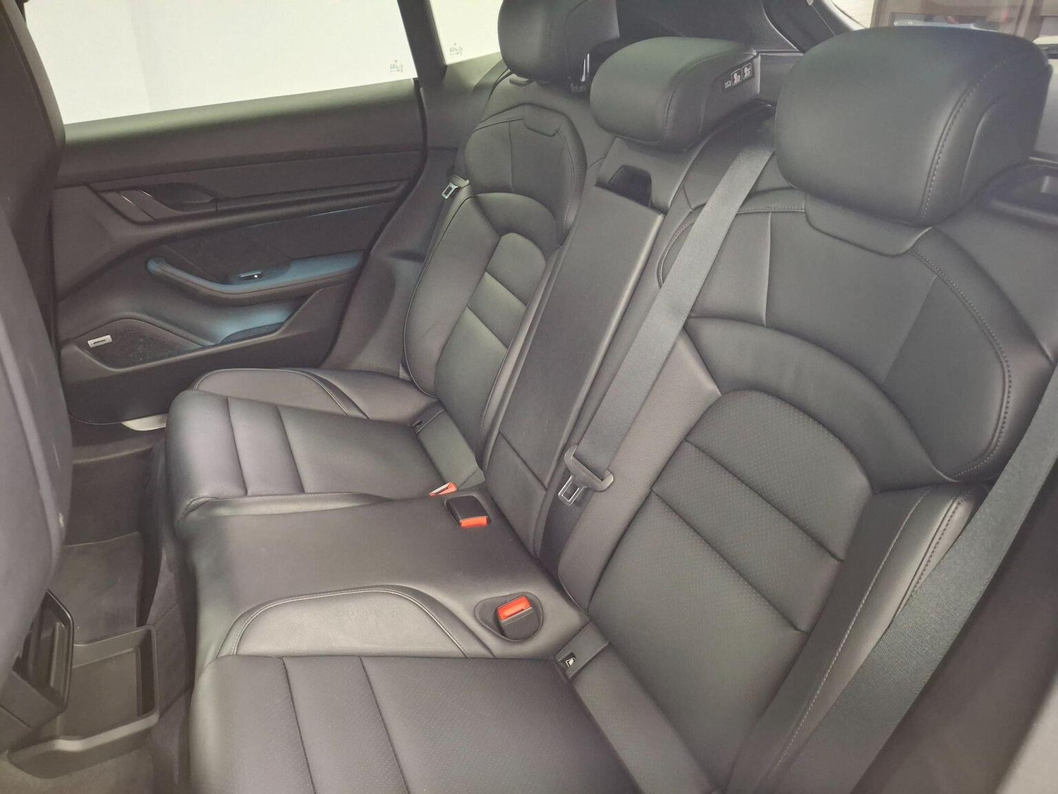 Used Porsche Taycan 2021 for sale - 77107632: Photo 66