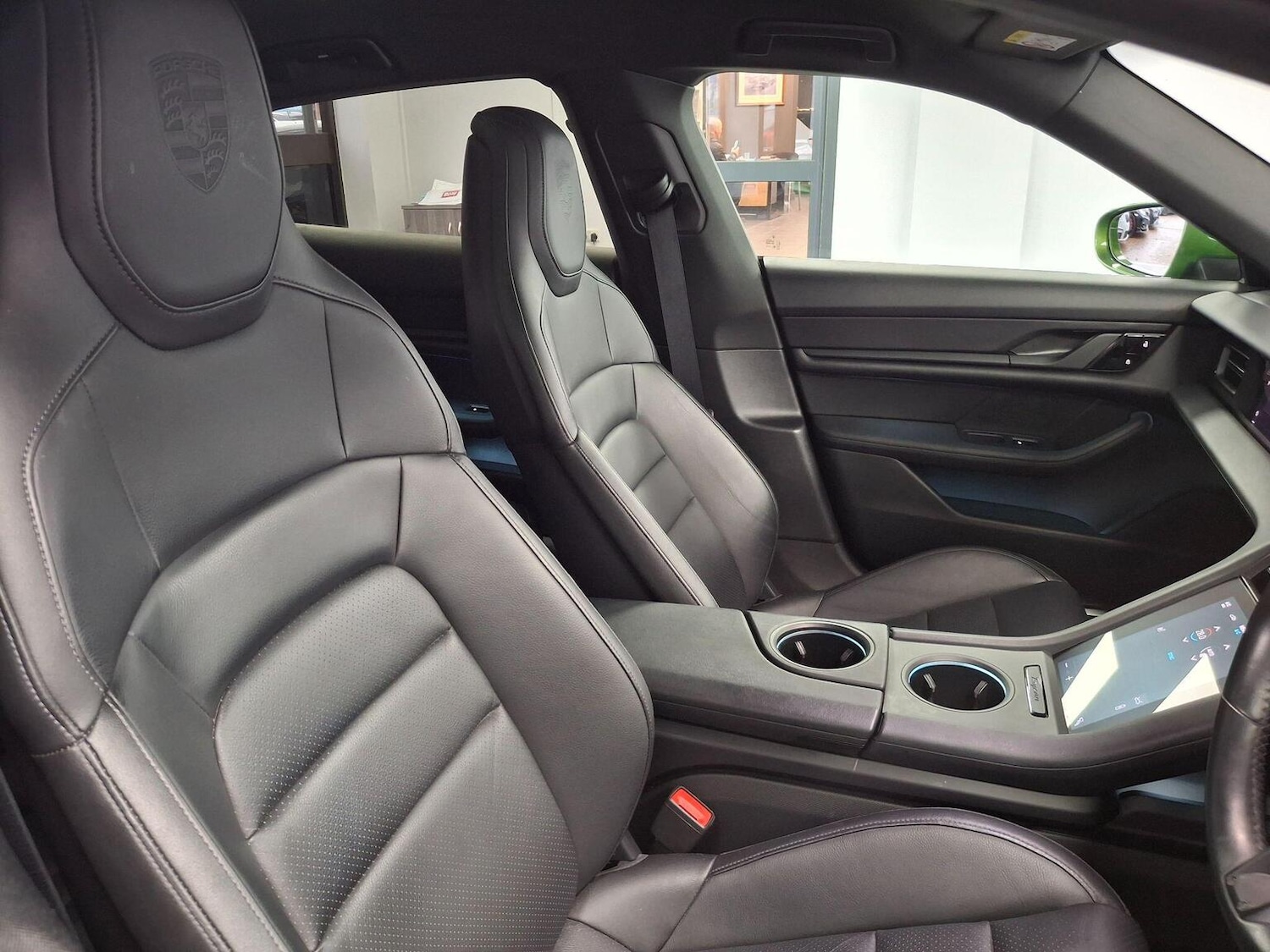 Used Porsche Taycan 2021 for sale - 77107632: Photo 69