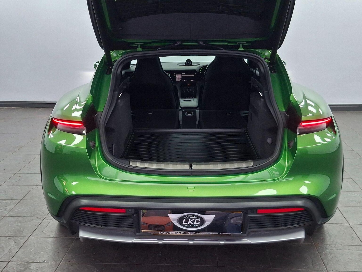 Used Porsche Taycan 2021 for sale - 77107632: Photo 74