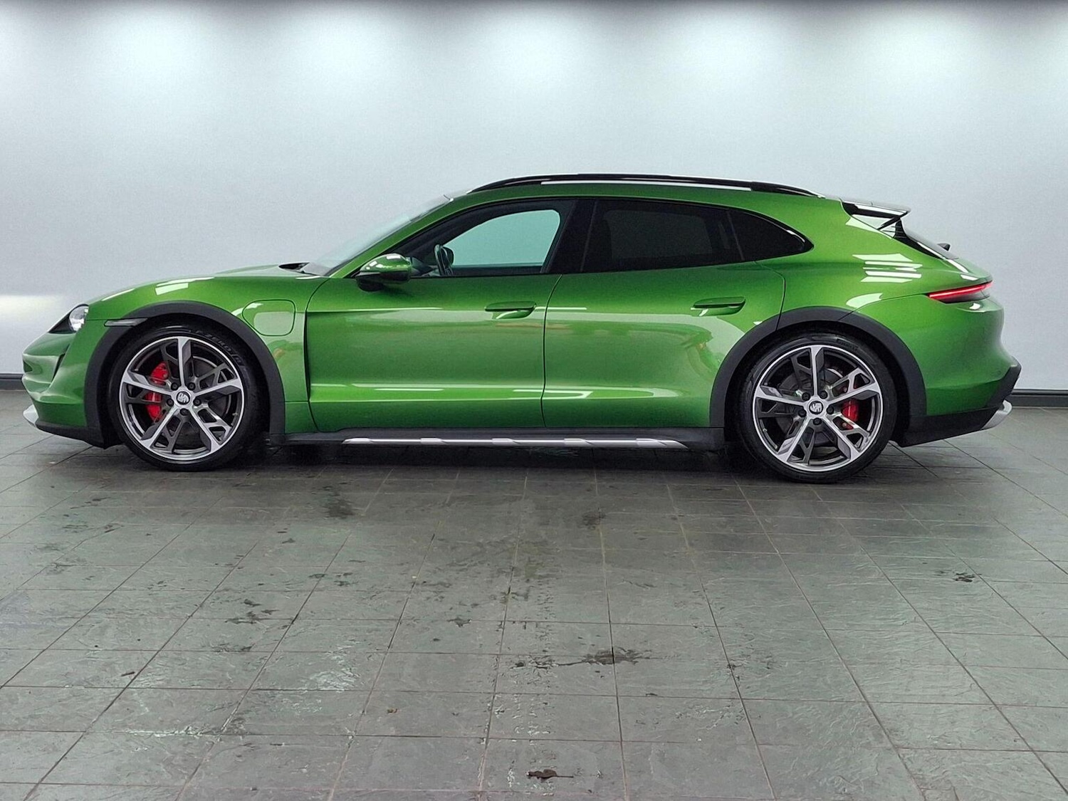 Used Porsche Taycan 2021 for sale - 77107632: Photo 81