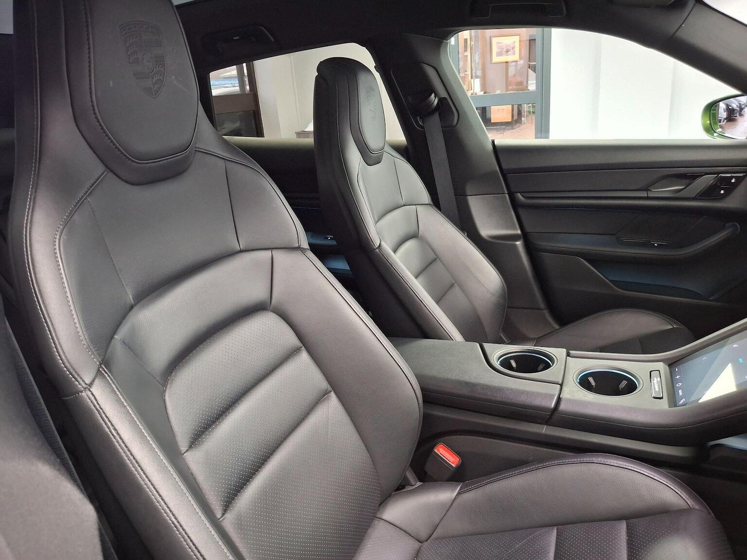 Used Porsche Taycan 2021 for sale - 77107632: Photo 89