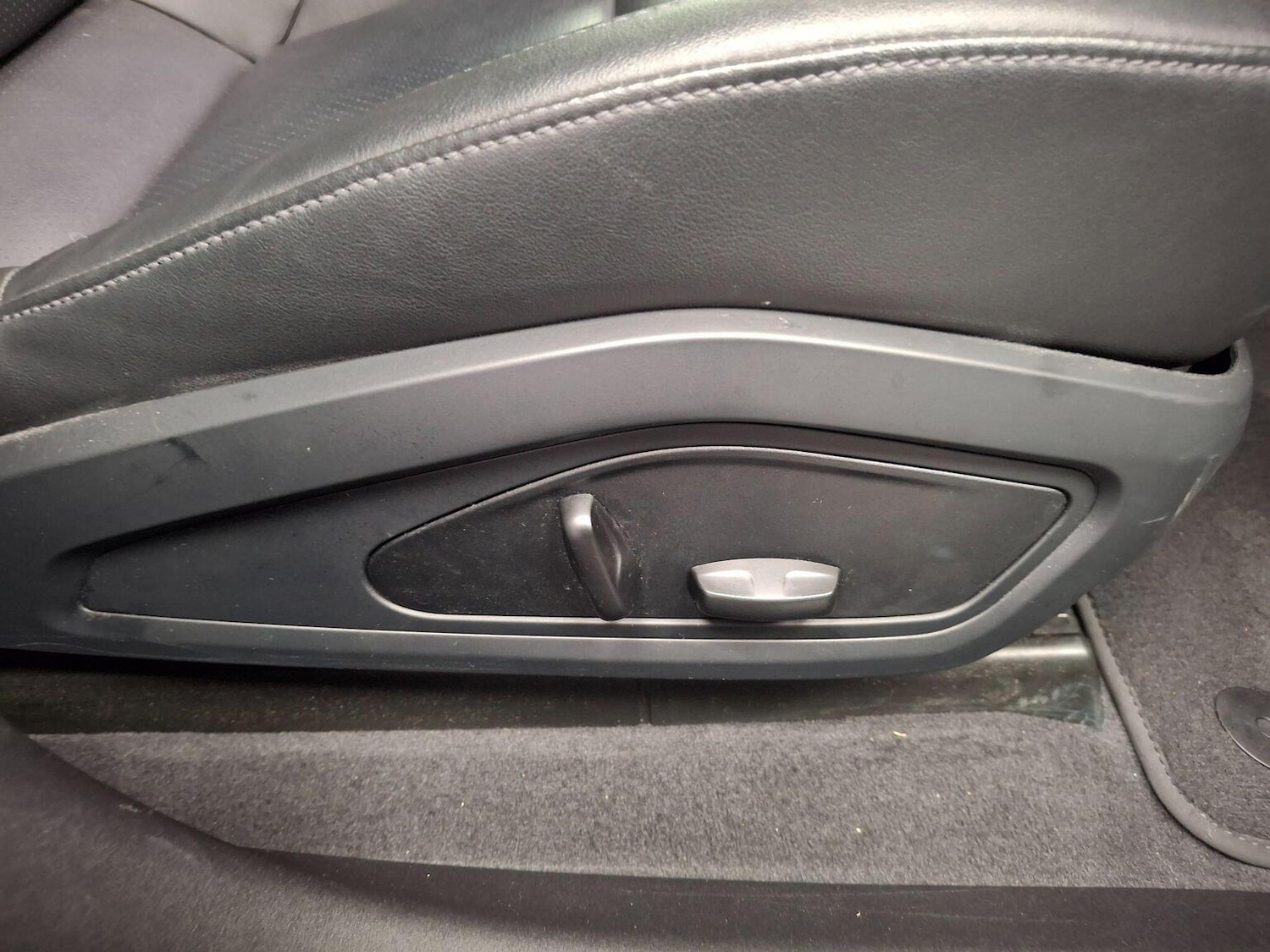 Used Porsche Taycan 2021 for sale - 77107632: Photo 90