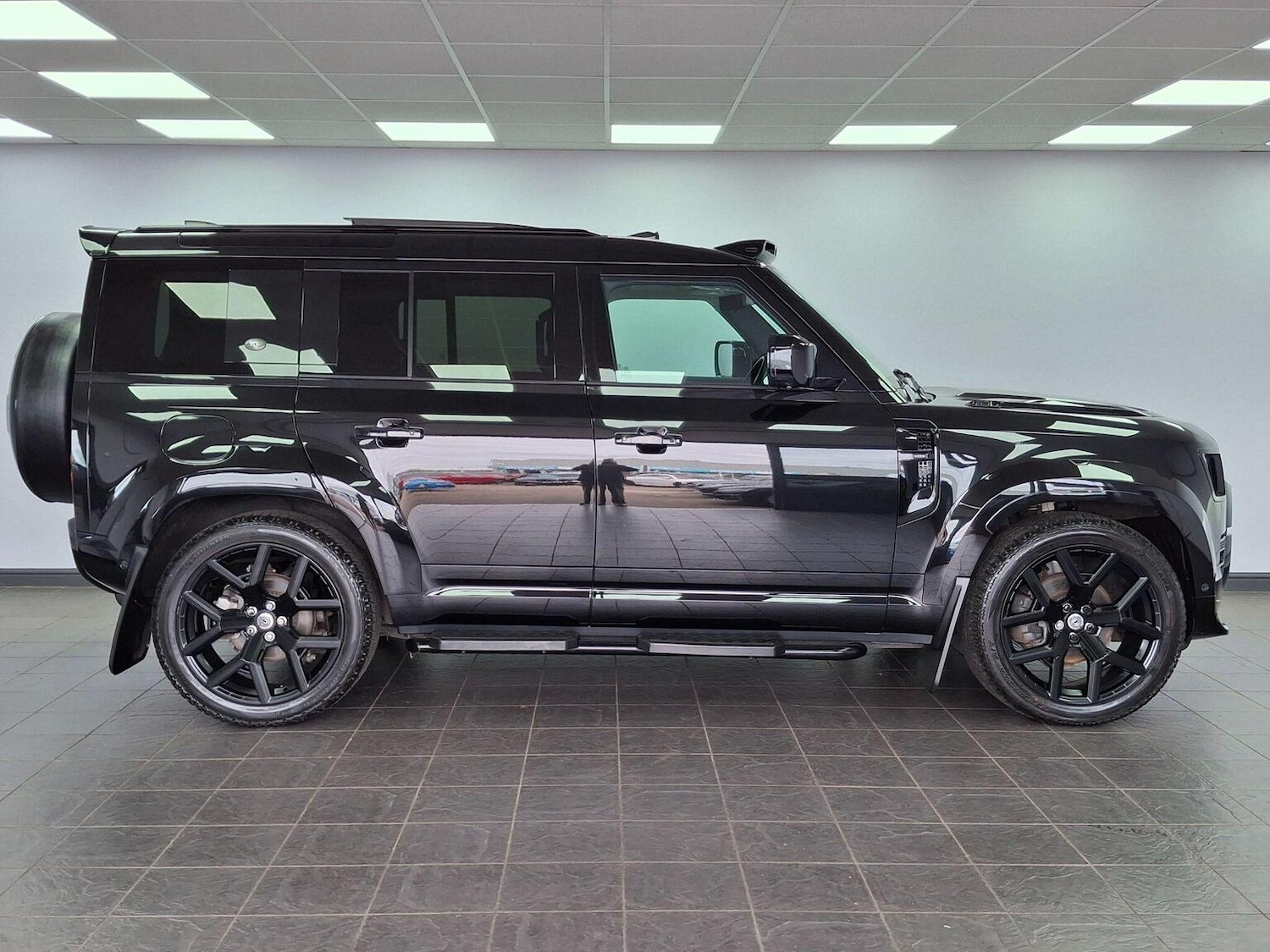 Used Land Rover Defender 110 2022 for sale - 78031696: Photo 20