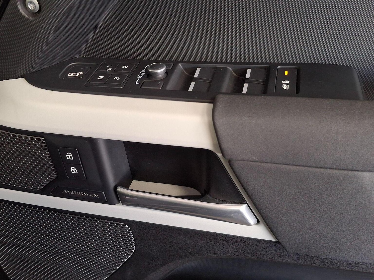 Used Land Rover Defender 110 2022 for sale - 78031696: Photo 35