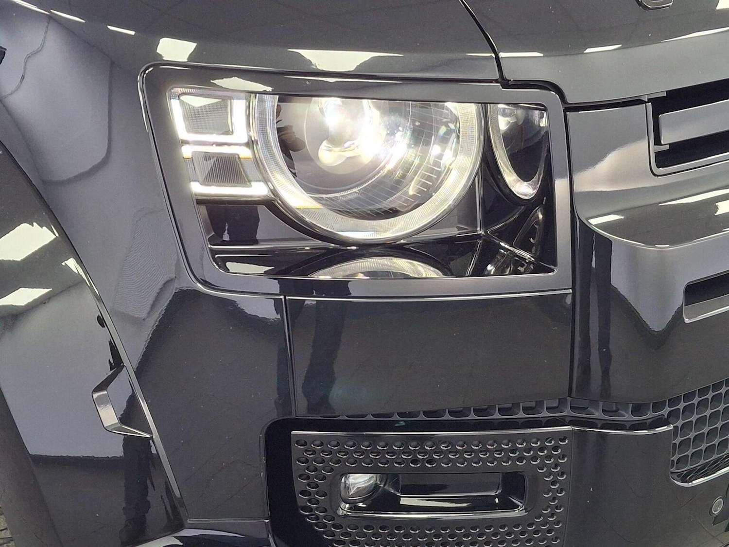 Used Land Rover Defender 110 2022 for sale - 78031696: Photo 40