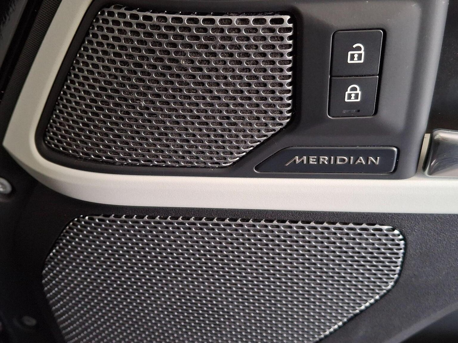 Used Land Rover Defender 110 2022 for sale - 78031696: Photo 56