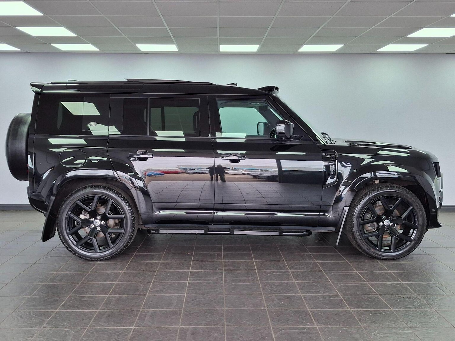 Used Land Rover Defender 110 2022 for sale - 78031696: Photo 66