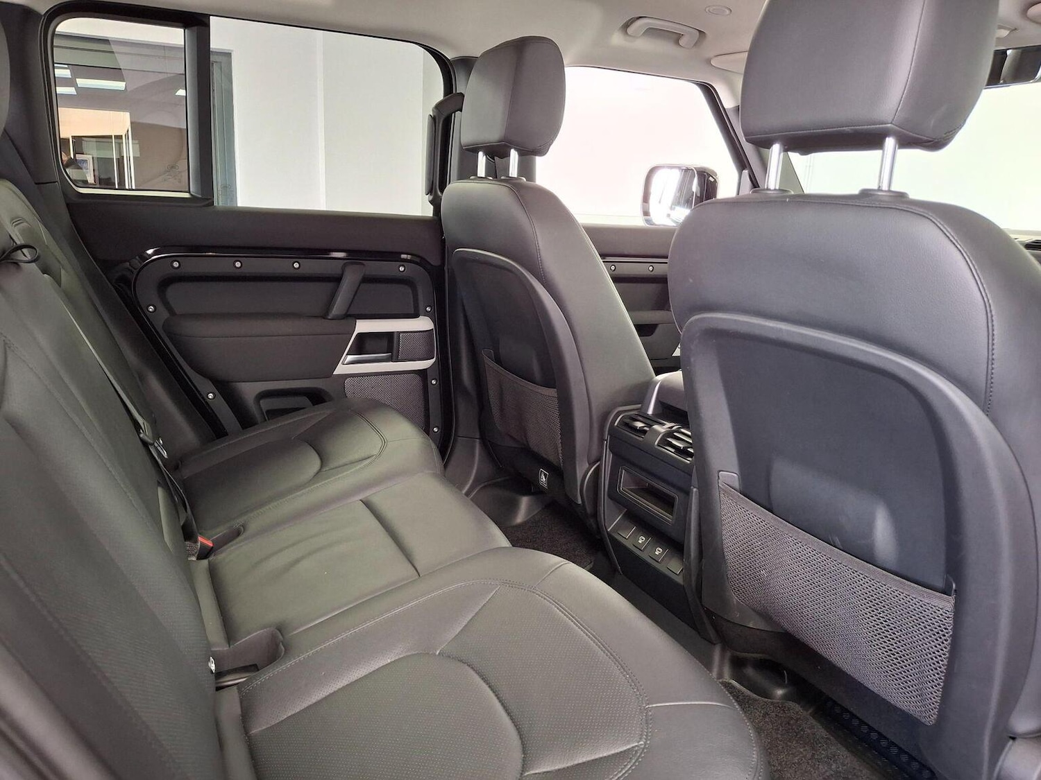 Used Land Rover Defender 110 2022 for sale - 78031696: Photo 76