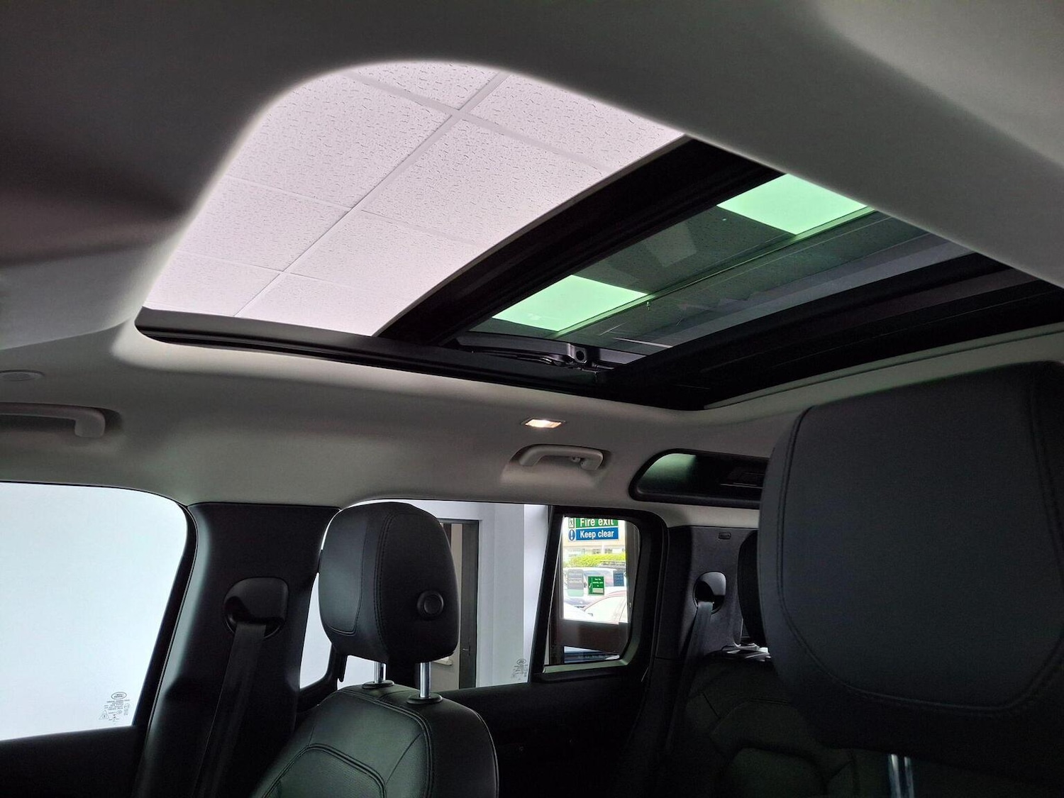 Used Land Rover Defender 110 2022 for sale - 78031696: Photo 77