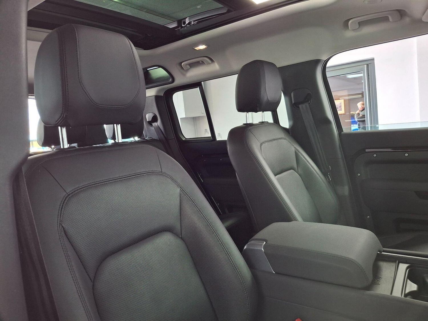 Used Land Rover Defender 110 2022 for sale - 78031696: Photo 79