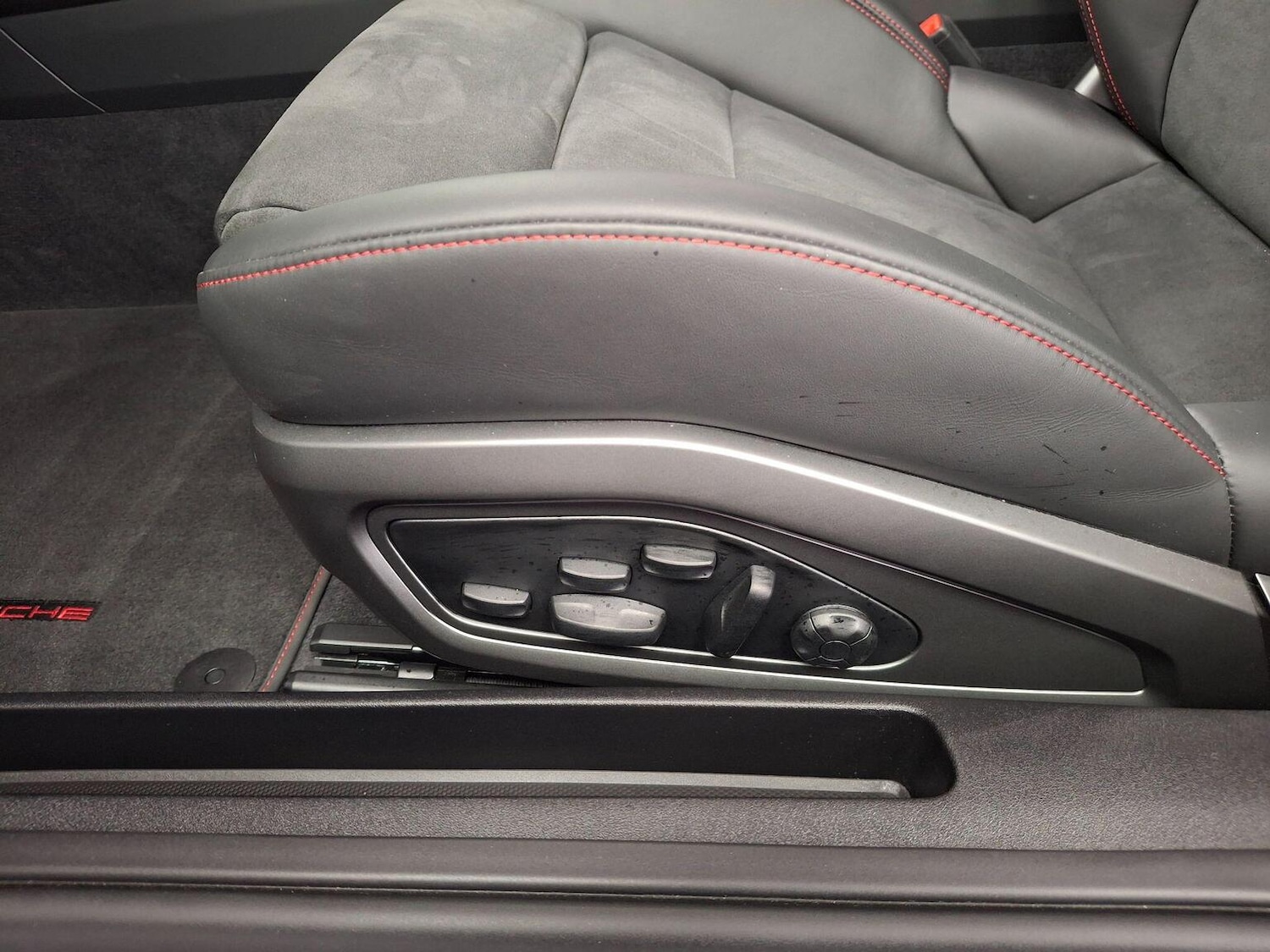 Used Porsche 911 2022 for sale - 77968684: Photo 13