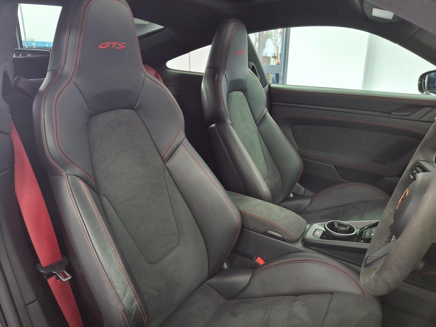 Used Porsche 911 2022 for sale - 77968684: Photo 80