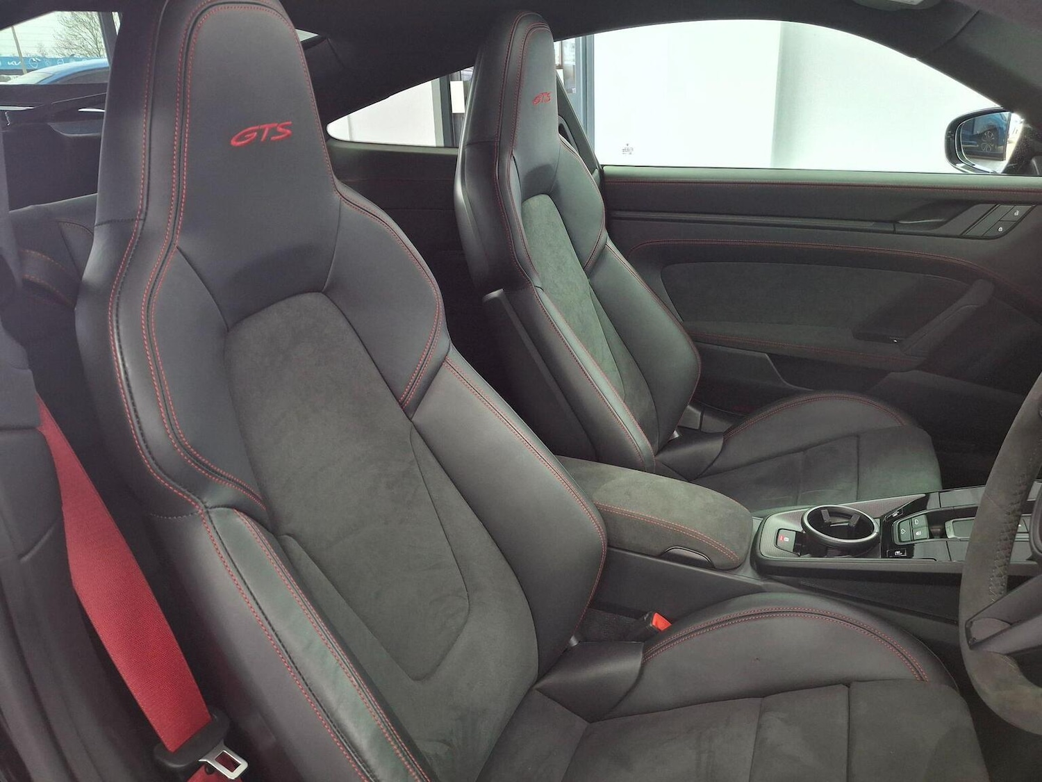 Used Porsche 911 2022 for sale - 77968684: Photo 9