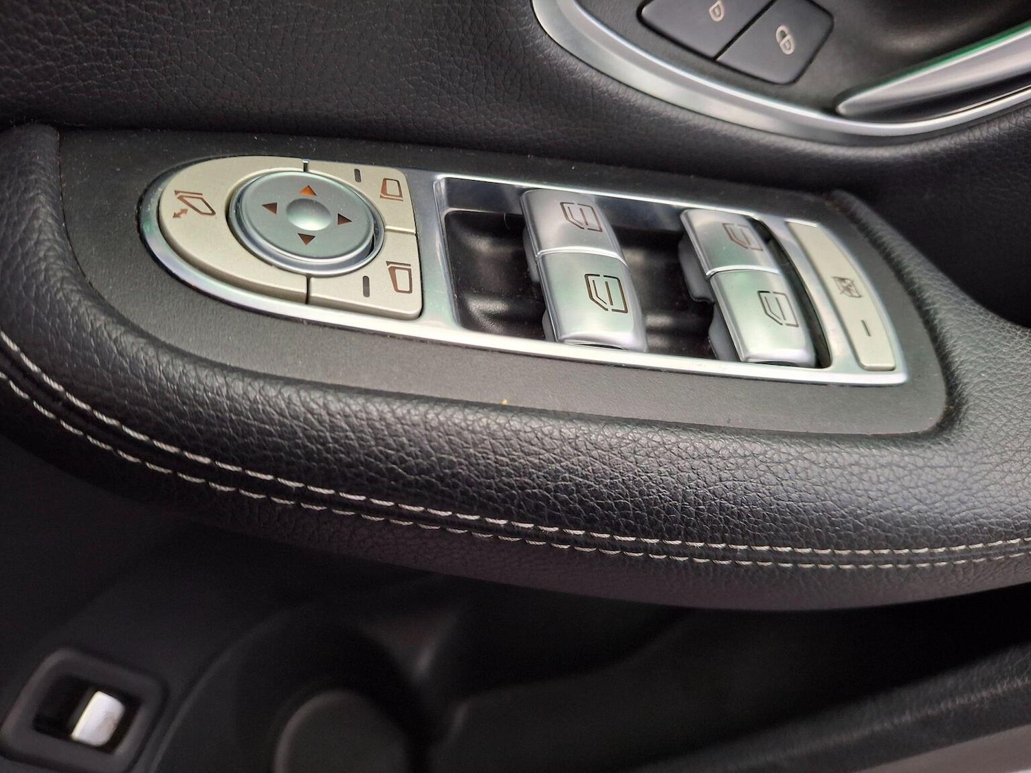 Used Mercedes-Benz C Class 2019 for sale - 76725591: Photo 60