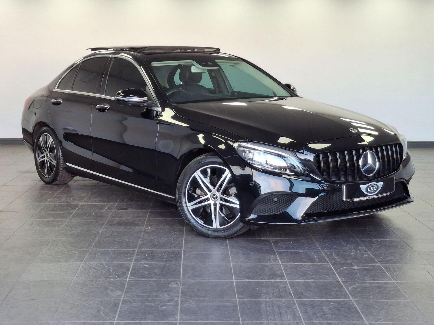 Used Mercedes-Benz C Class 2019 for sale - 76725591: Photo 69