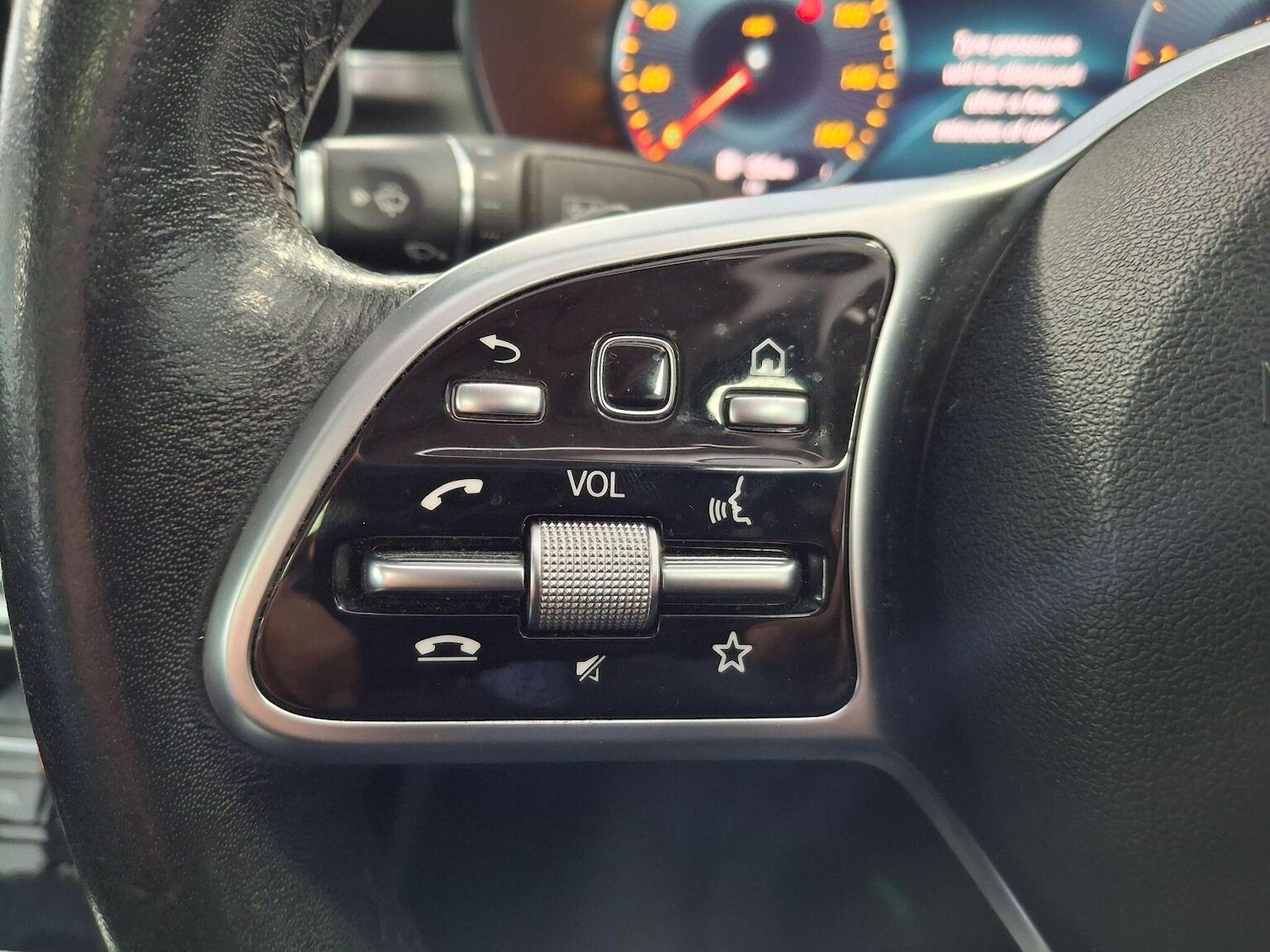 Used Mercedes-Benz C Class 2019 for sale - 76725591: Photo 7