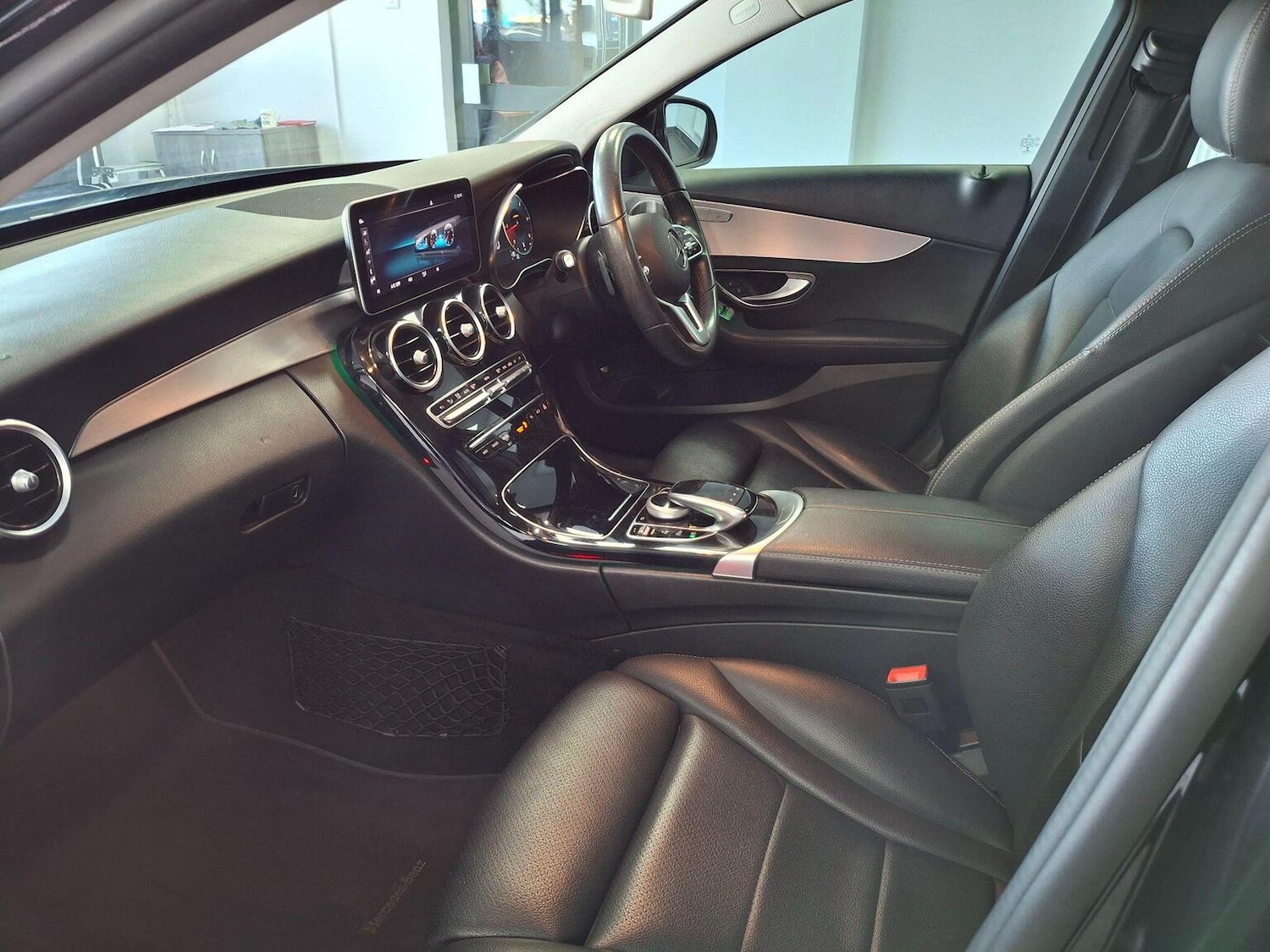 Used Mercedes-Benz C Class 2019 for sale - 76725591: Photo 77