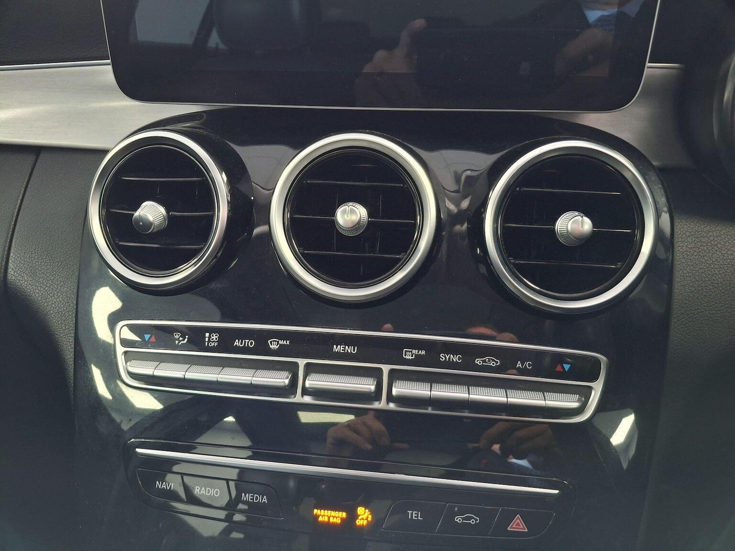 Used Mercedes-Benz C Class 2019 for sale - 76725591: Photo 79