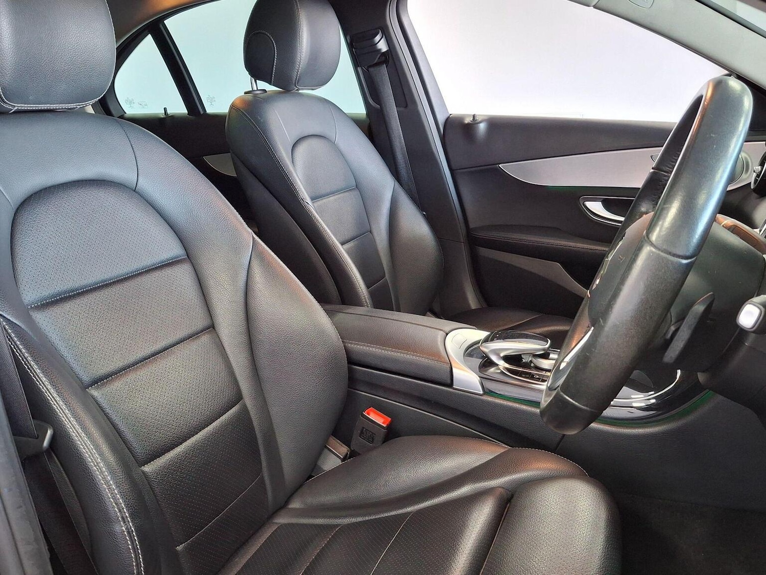 Used Mercedes-Benz C Class 2019 for sale - 76725591: Photo 82