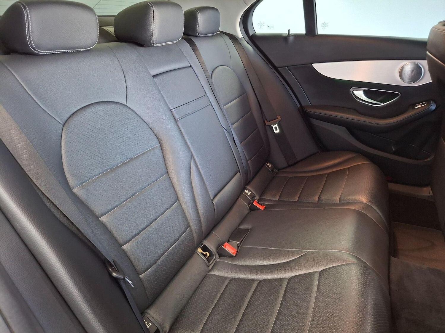 Used Mercedes-Benz C Class 2019 for sale - 76725591: Photo 90