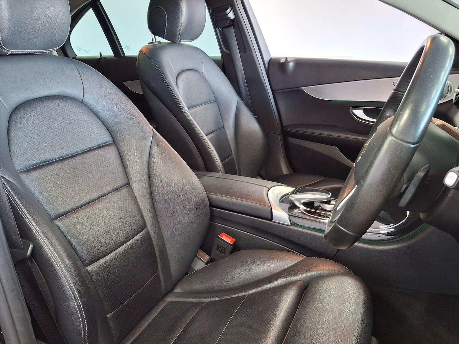 Used Mercedes-Benz C Class 2019 for sale - 76725591: Photo 91