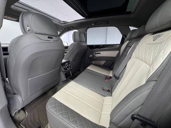 Used Bentley Bentayga 2019 for sale - 75731251: Photo 55