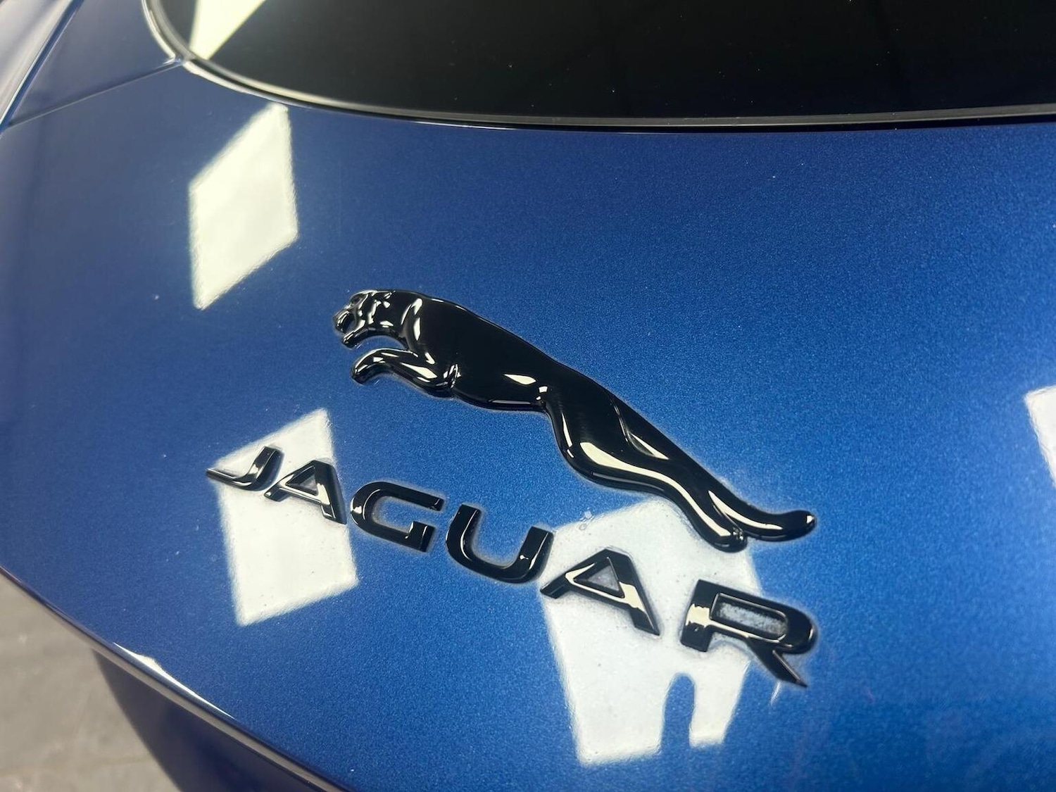 Used Jaguar F-Type 2021 for sale - 76951030: Photo 28