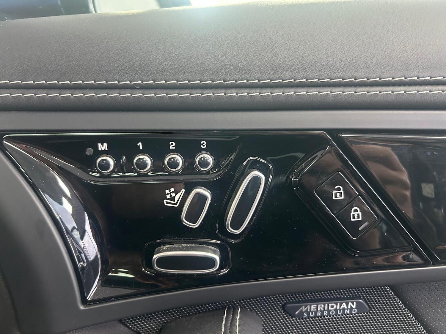 Used Jaguar F-Type 2021 for sale - 76951030: Photo 33